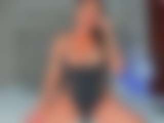 Live cam show with ValeryDiamondx - Middle Aged on thefappeningchat.com