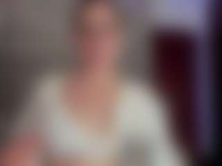 Live cam show with VaniaaCalloway - Facesitting on galaxygirlnitro.com