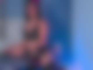 Live cam show with VaniaaCalloway - Facesitting on Camming Site