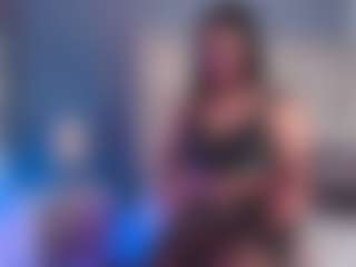 Live cam show with VaniaaCalloway - Teen (18+) on EXY