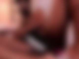 WAKANDA-27's Live Sex Cam Show