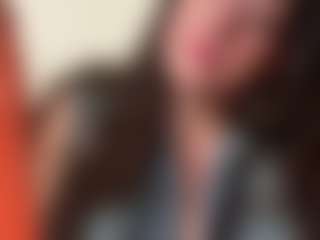 CarrieCat MILF webcam performer live streaming