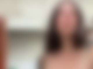 Live cam show with CarrieCat - Natural on Fit Hotties