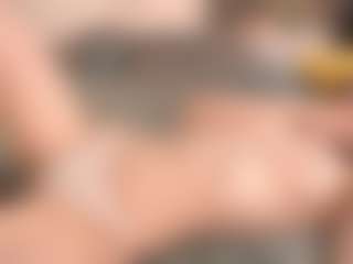 ArethaOvalles's Live Sex Cam Show