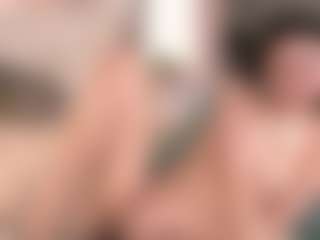 ArethaOvalles's Live Sex Cam Show
