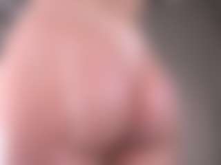 Live cam show with ArethaOvalles - Cum In Pussy on Chatstar