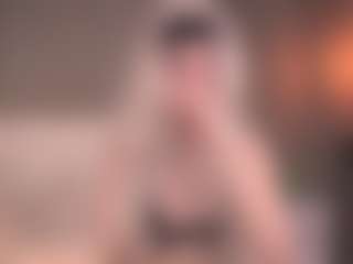 ArethaOvalles's Live Sex Cam Show
