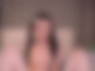 Live cam show with ArethaOvalles - Genital Piercings on Hubzter Live