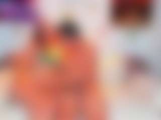 Show en direct avec barby-hott - Strip sur Camsoda