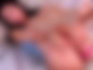 Live cam show with evaevaevaeva - Anal Brown Hair on Dare Cams