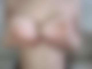 EvelynFischer's Live Sex Cam Show