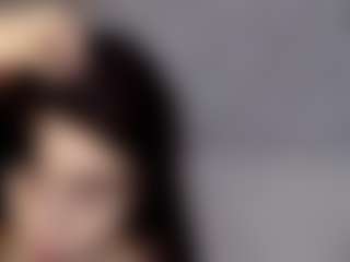 Live cam show with EvelynFischer - Green Eyes on Fling VIP Chat