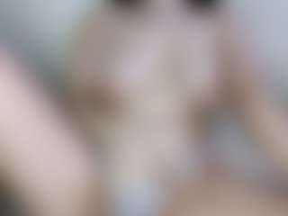 Live cam show with EvelynFischer - Green Eyes on Free Soda