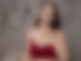 Live cam show with EvelynFischer - Green Eyes on luckytryst.com