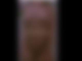 Leemoyalune's Live Sex Cam Show