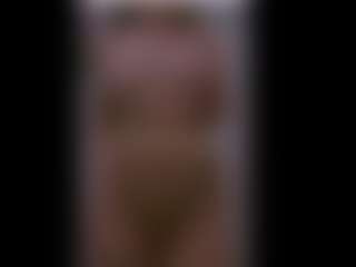 Leemoyalune's Live Sex Cam Show