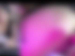 Leemoyalune's Live Sex Cam Show