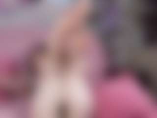 Live cam show with VelvetCares - Big Tits on CamSextacy