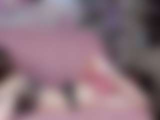 VelvetCares's Live Sex Cam Show