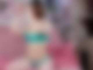 VelvetCares's Live Sex Cam Show