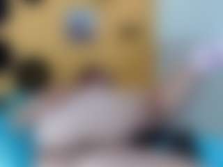 yeilamassbig's Live Sex Cam Show