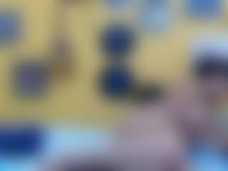 yeilamassbig's Live Sex Cam Show