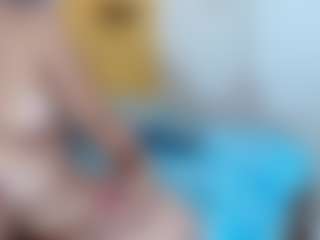 yeilamassbig's Live Sex Cam Show