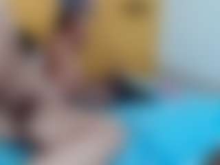 yeilamassbig's Live Sex Cam Show