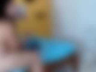 yeilamassbig's Live Sex Cam Show