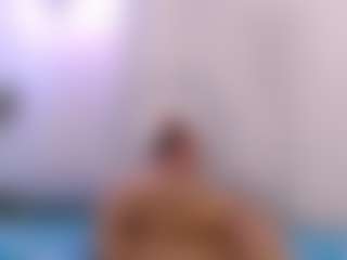 yeilamassbig's Live Sex Cam Show