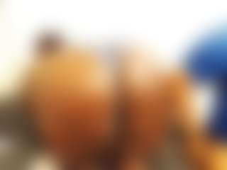 Busty42DDZA's Live Sex Cam Show