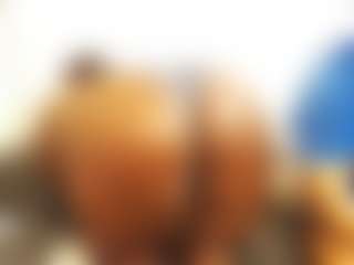 Busty42DDZA's Live Sex Cam Show