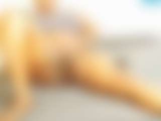 Live cam show with Busty42DDZA - Moaning on CSO-WL