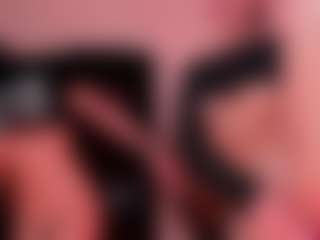 Live cam show with Cheerishh - Flashing on Milfs Live