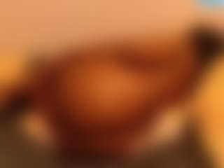 Live cam show with CocoBerryZA - Mature on Hubzter Live