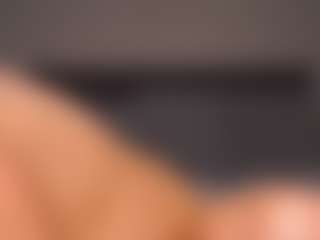 Leonors Live-Sex-Cam-Show