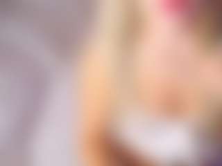 Live cam show with Leonor - Blondie on Camsoda