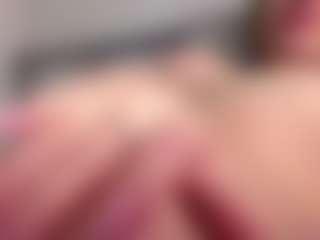 Live cam show with Leonor - Athletic College on Milfs Live