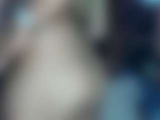 Live cam show with Brianna and David - Average on Dare Cams