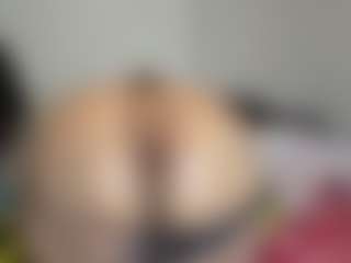 iAndroMedia's Live Sex Cam Show