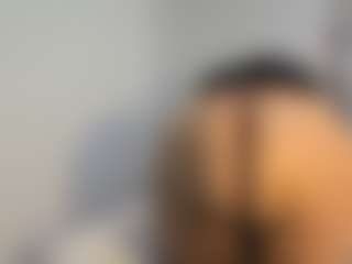 Live cam show with iAndroMedia - Brown Eyes on TeamSkeetLive