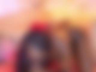 Live cam show with nylaroyale-cr - Moaning on Pornisteam.com
