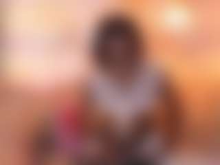 Live cam show with nylaroyale-cr - Moaning on Hubzter Live