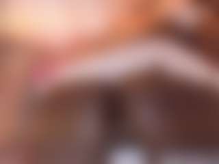 Live cam show with nylaroyale-cr - Moaning on Camiplay Live