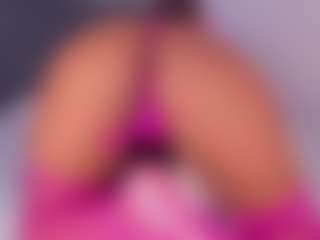 Live cam show with selena-monroy - Gape on Gym Cam Girls