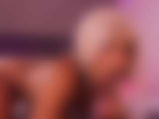 selena-monroy's Live Sex Cam Show