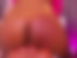 Live cam show with selena-monroy - Tease Ebony on Camsoda | colombia