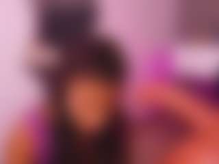 Live cam show with selena-monroy - Black HD on Camsoda