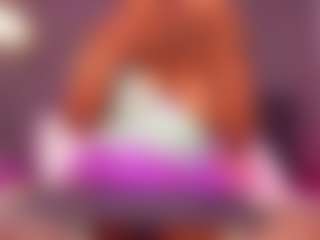 Live cam show with selena-monroy - Strip on Camsoda