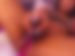 Live cam show with selena-monroy - Gagging on Camsoda